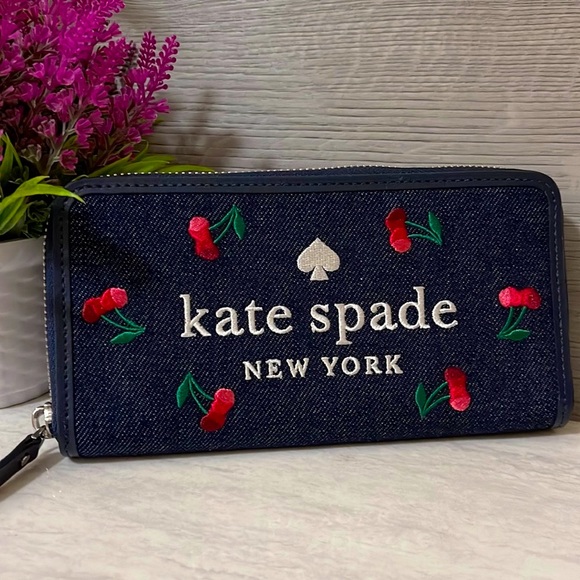 Kate Spade long zip Wallet - Picture 8 of 9
